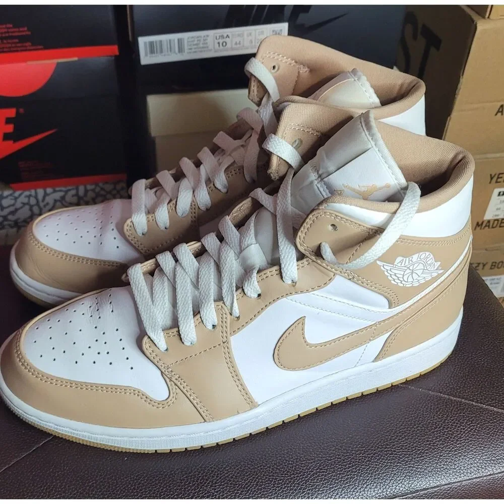 Air Jordan 1 Mid Tan Gum Hemp White 554724-271 Men's Size 10 w/ Box